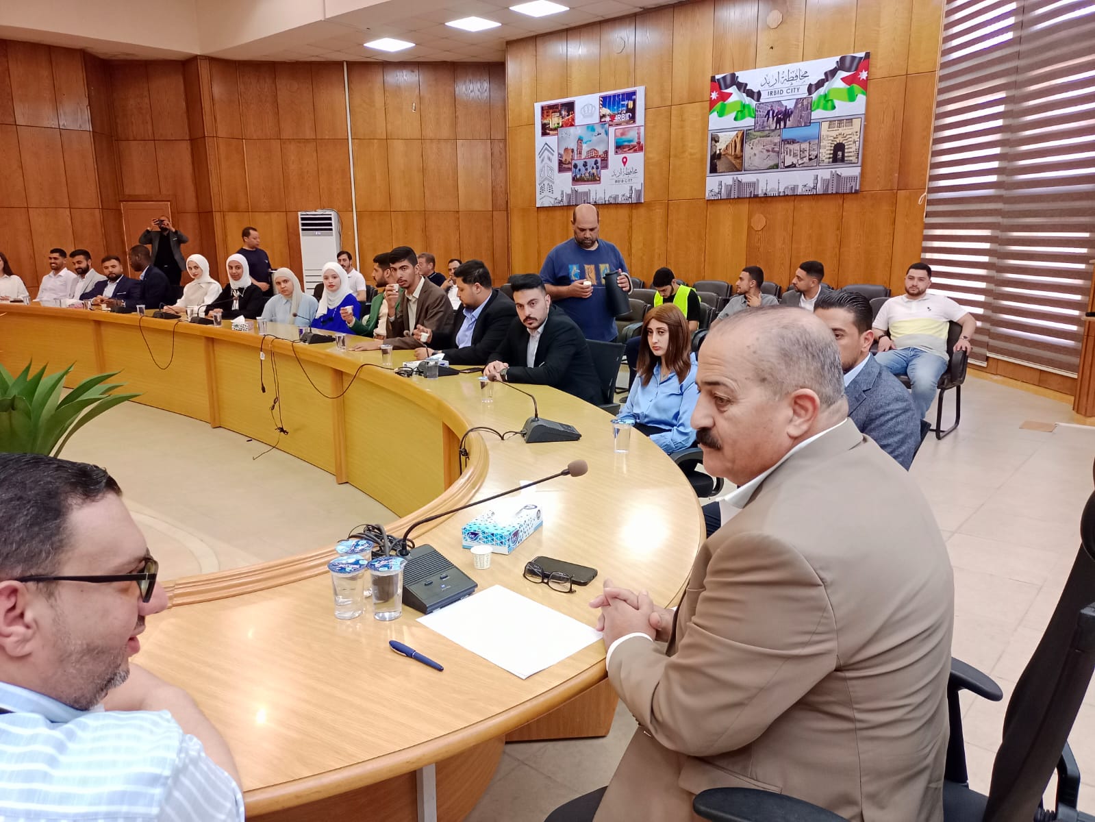 Madar Al-Saa Images 0.8730085850572262