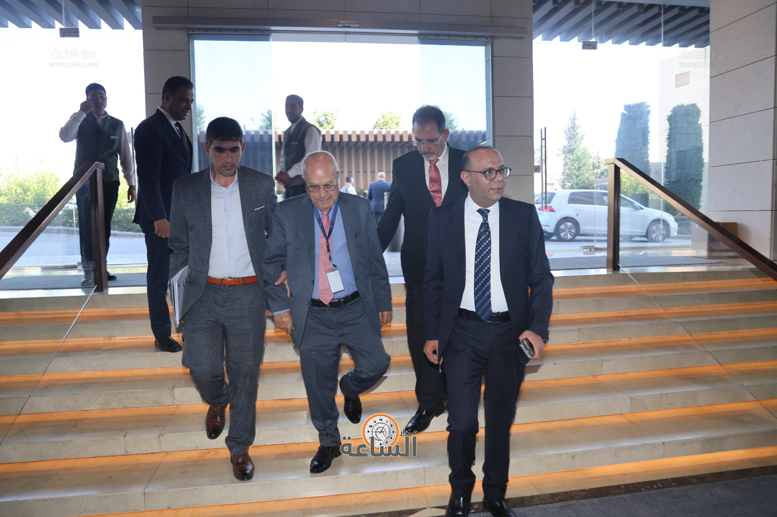 Madar Al-Saa Images 0.5048120578743394