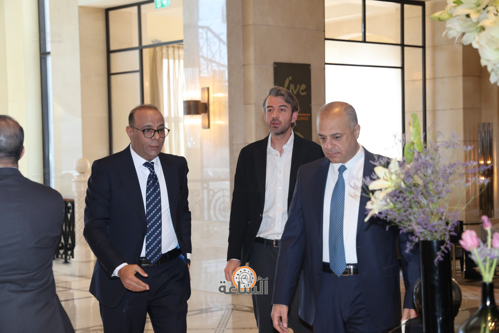 Madar Al-Saa Images 0.3808446200389307