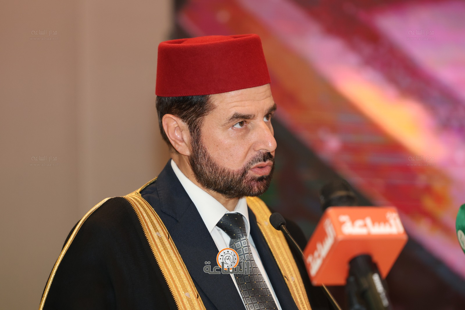 Madar Al-Saa Images 0.4974443238644052