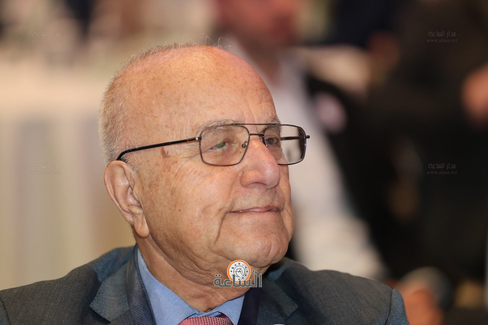 Madar Al-Saa Images 0.3958677367255604