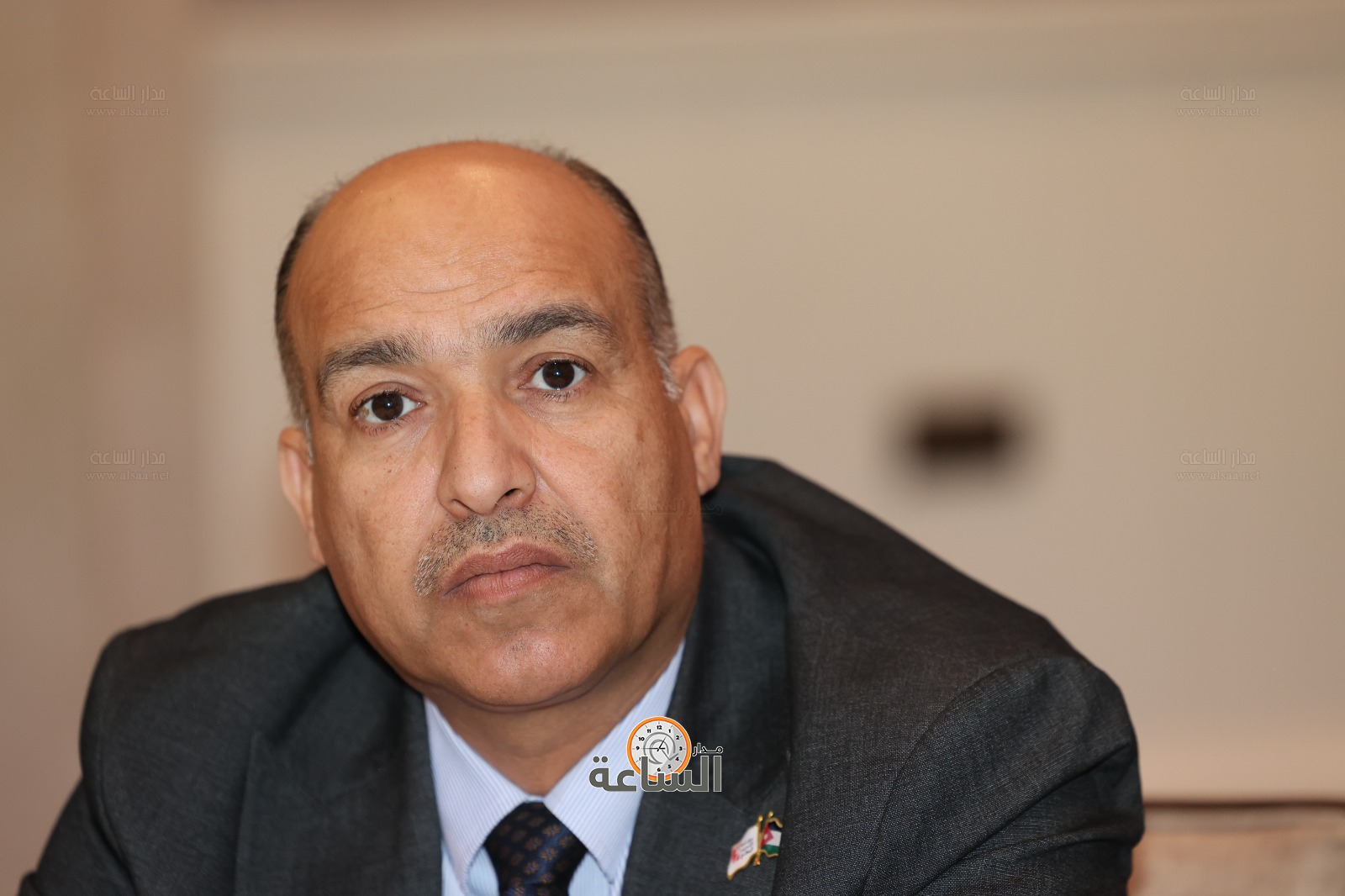 Madar Al-Saa Images 0.769177615486822