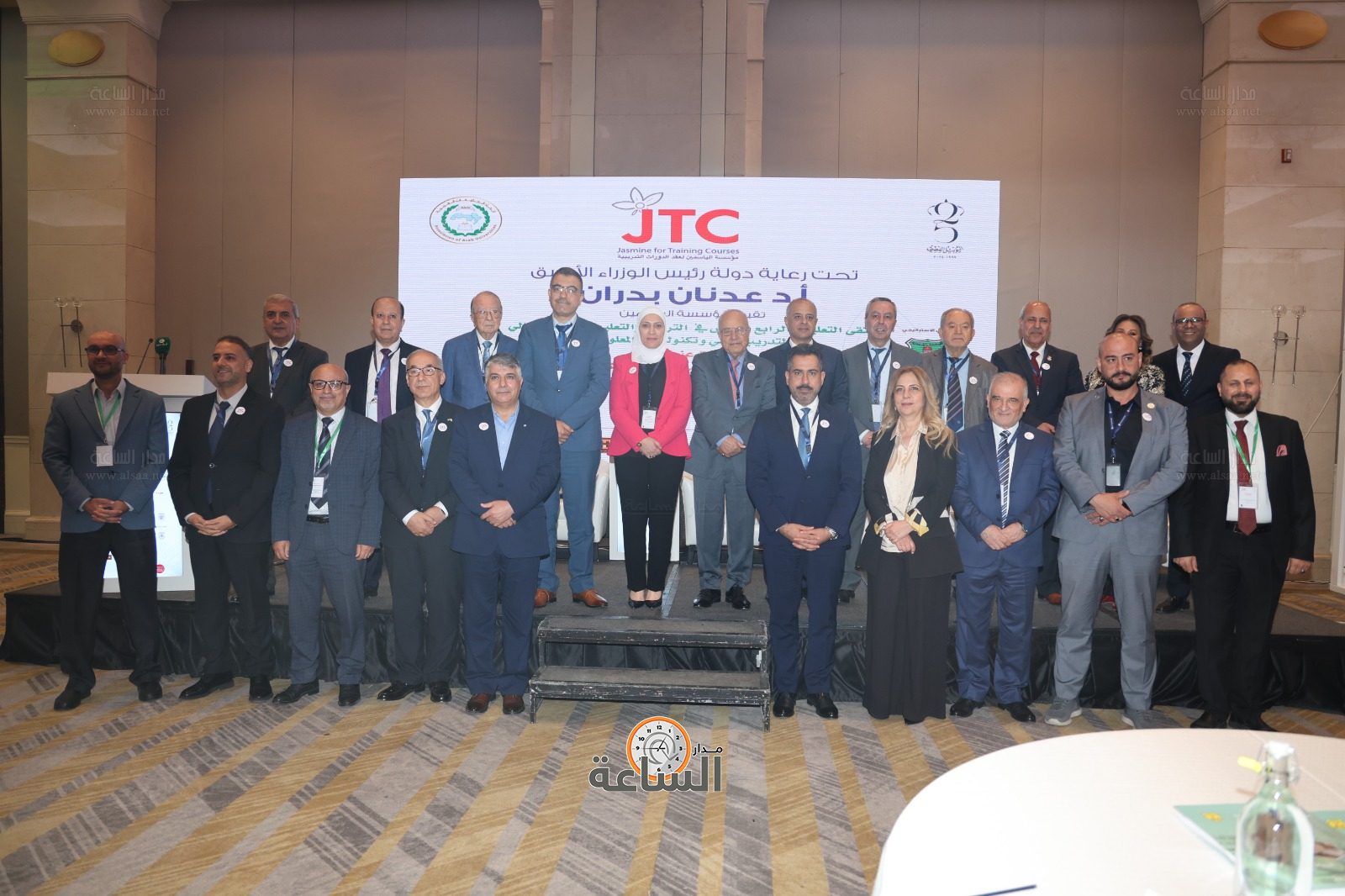 Madar Al-Saa Images 0.2597062132419684