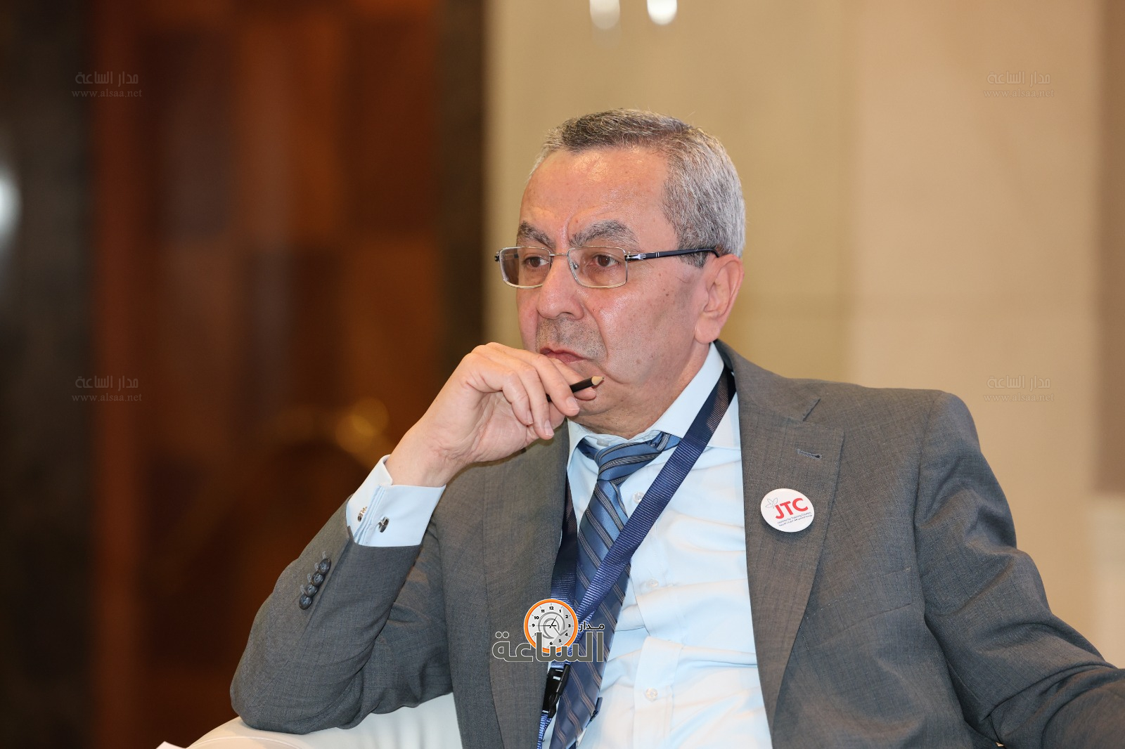 Madar Al-Saa Images 0.8953852895644047