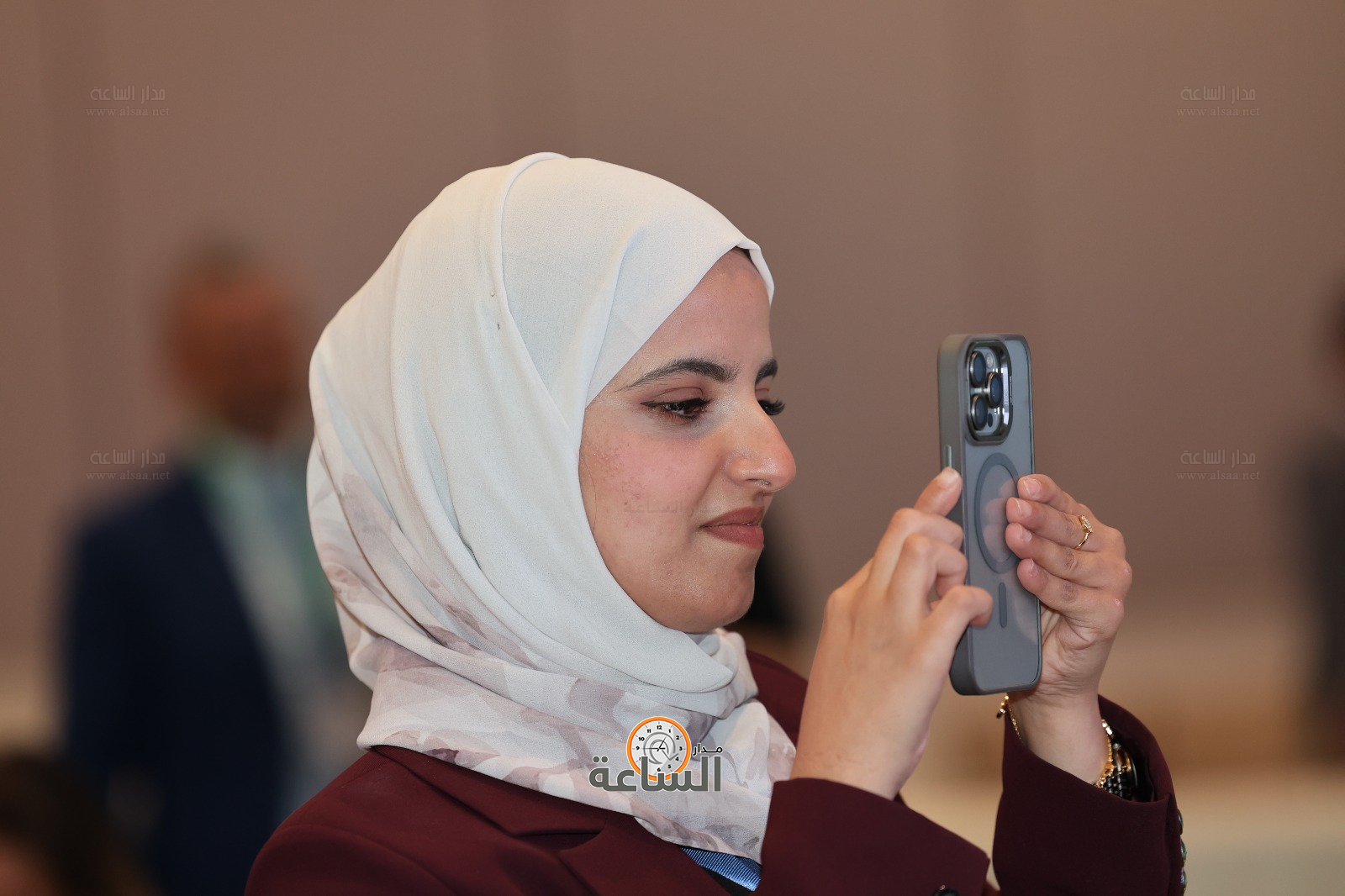 Madar Al-Saa Images 0.47395737351278444