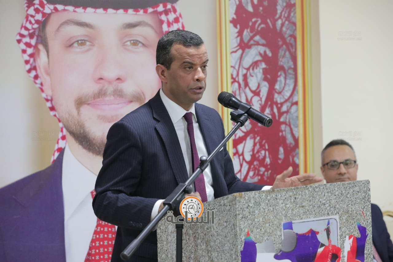 Madar Al-Saa Images 0.7875529331576784