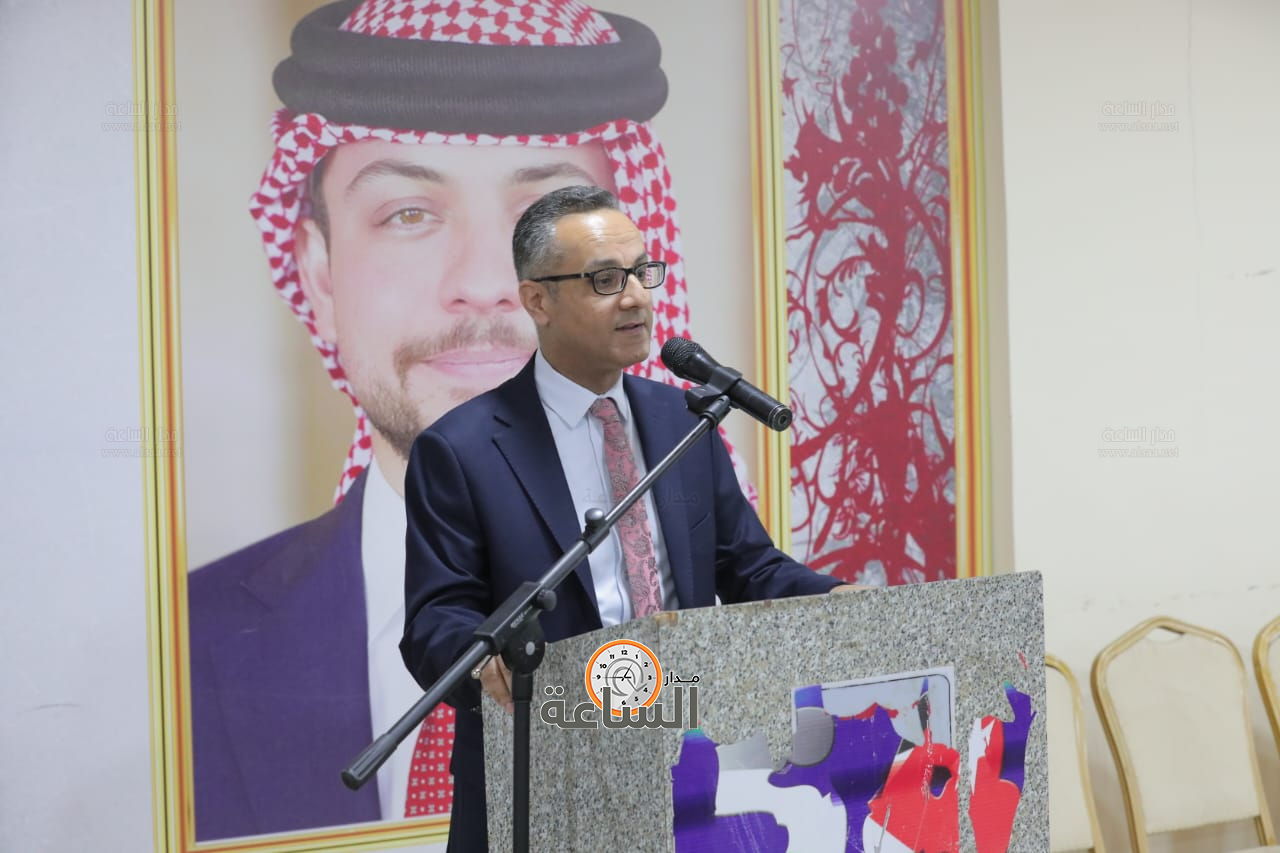 Madar Al-Saa Images 0.31759383132489183