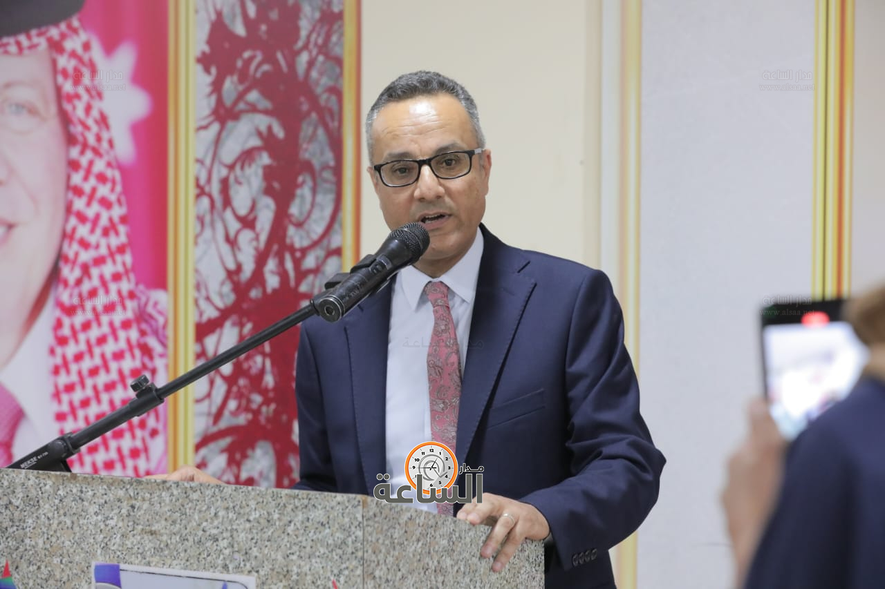 Madar Al-Saa Images 0.7017874556346123