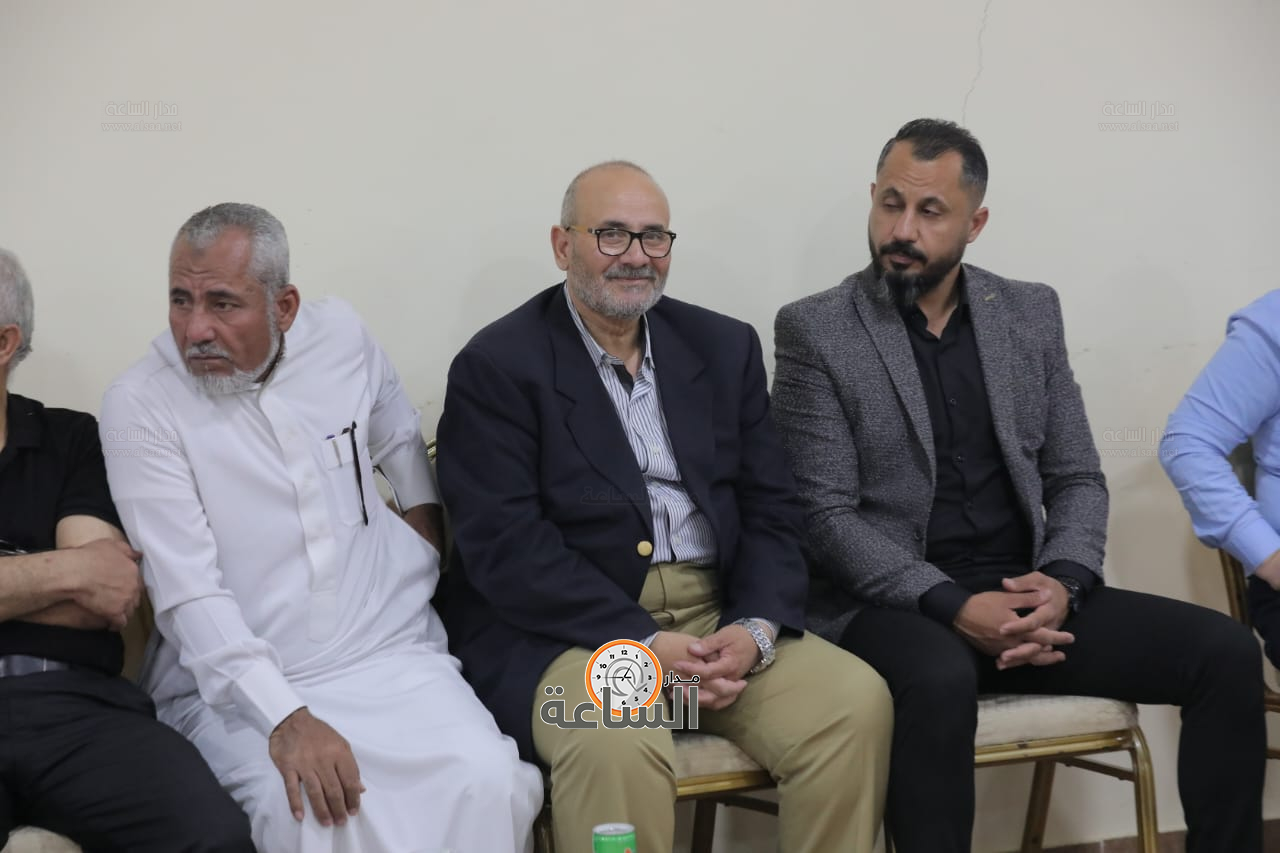 Madar Al-Saa Images 0.42363434080618834