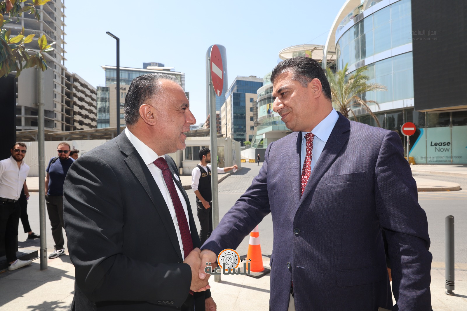 Madar Al-Saa Images 0.5431984363825515