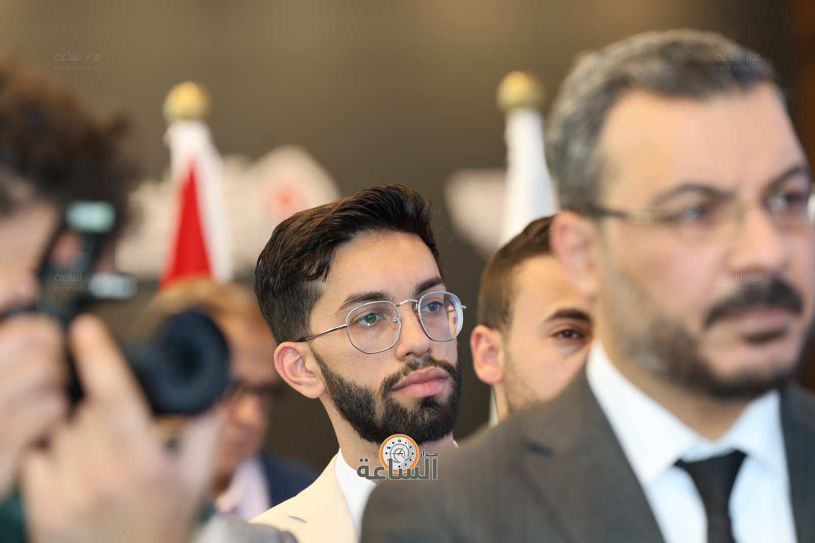 Madar Al-Saa Images 0.7983673430829146