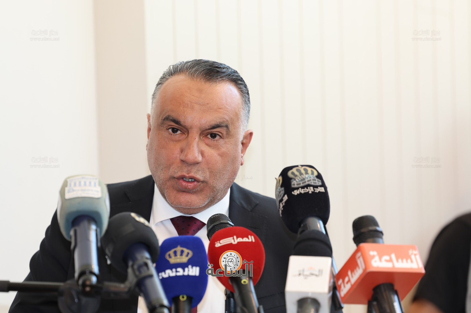 Madar Al-Saa Images 0.3481522662192449