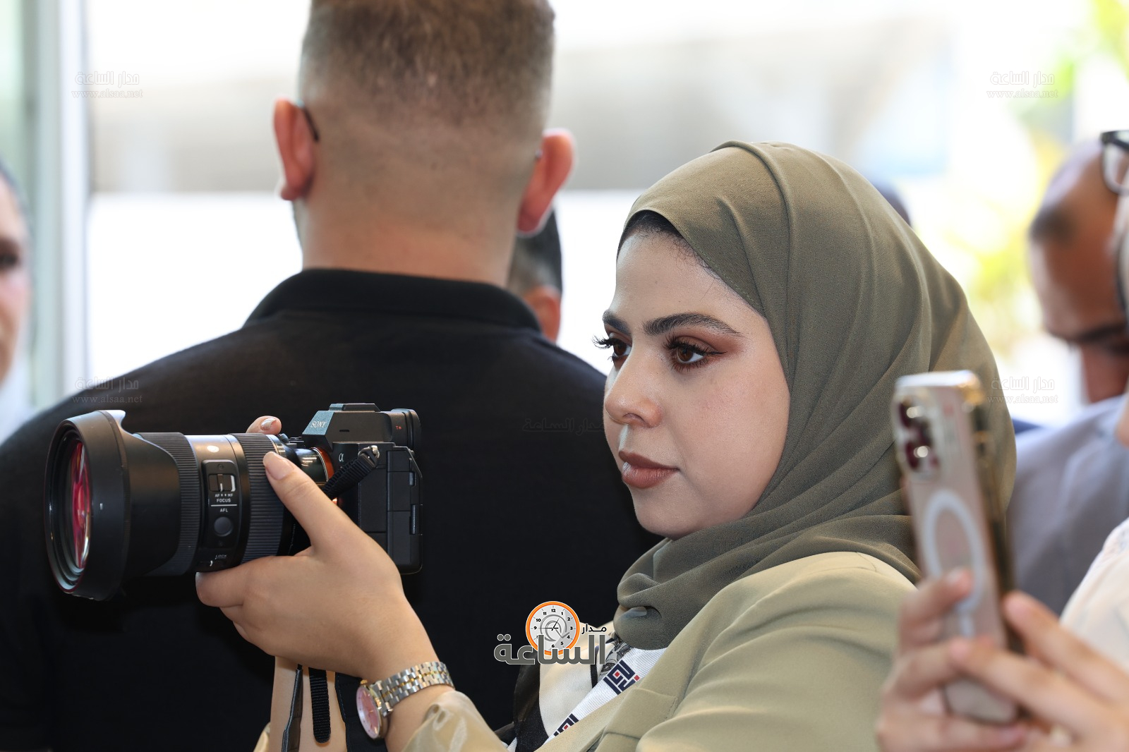 Madar Al-Saa Images 0.04905637492681214