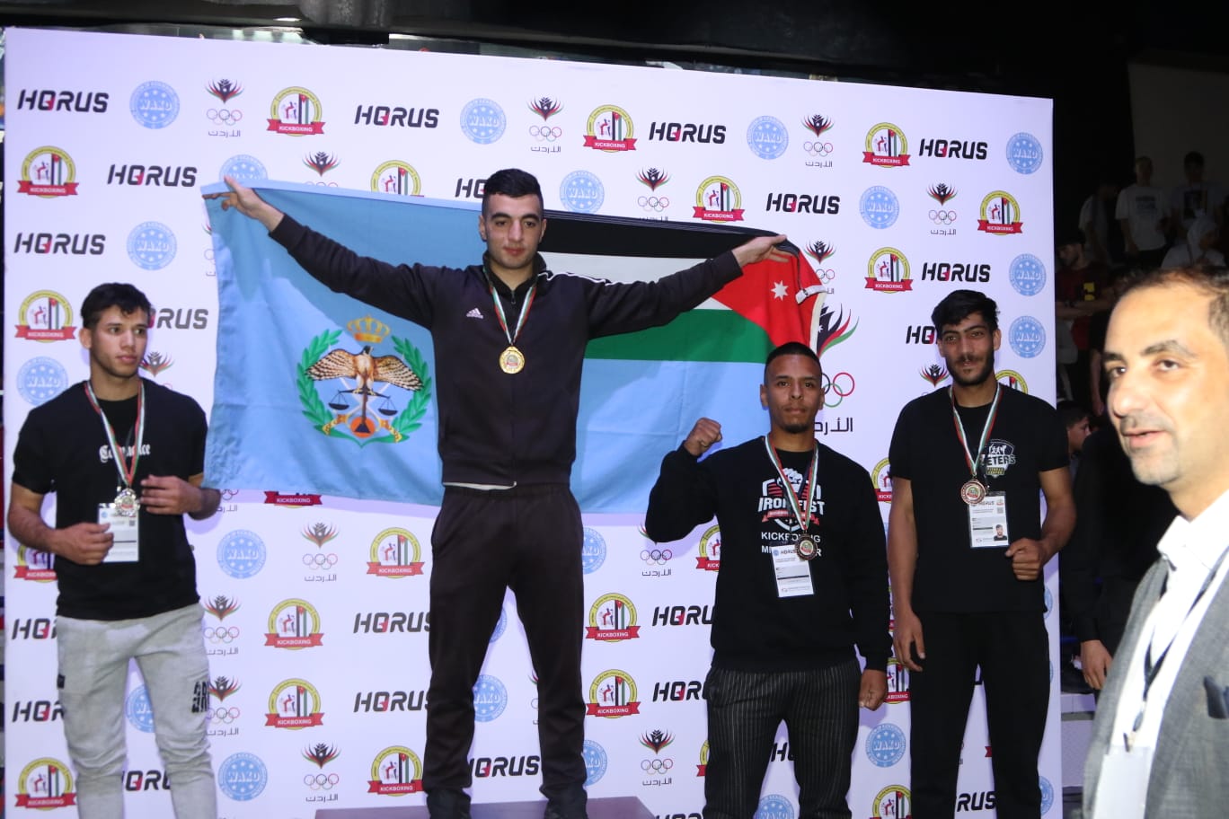 Madar Al-Saa Images 0.7497685374278042