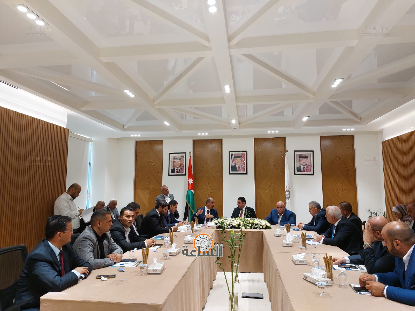 Madar Al-Saa Images 0.9016020735498811