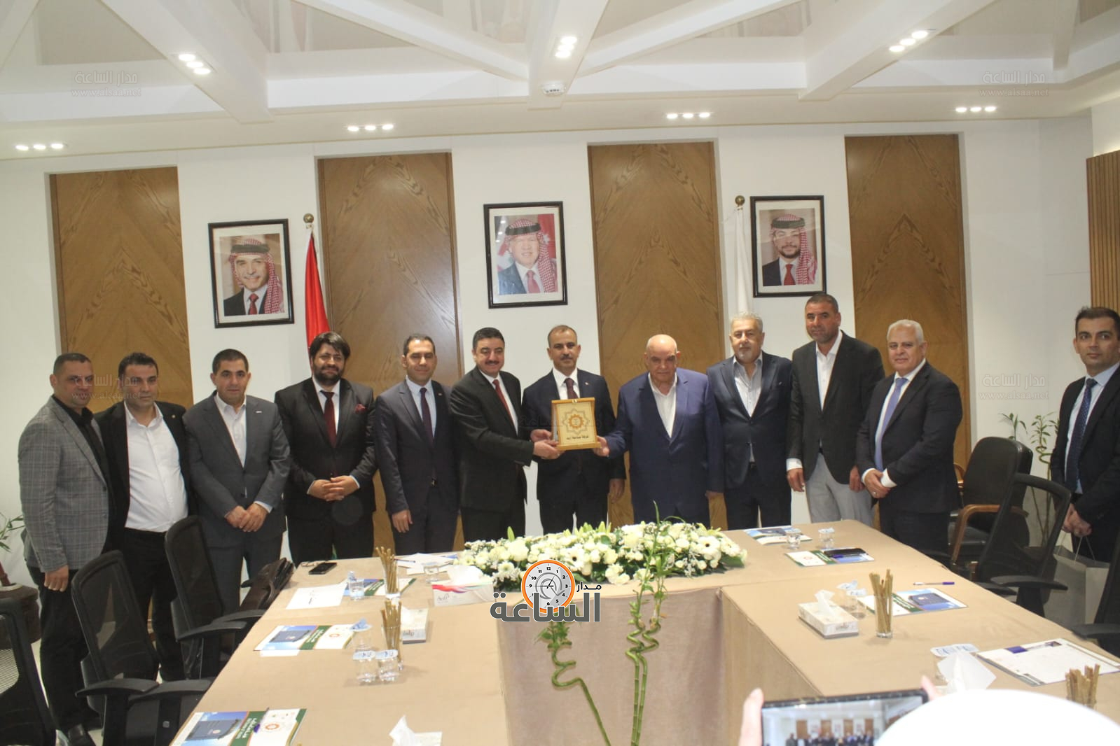 Madar Al-Saa Images 0.04332687328854934