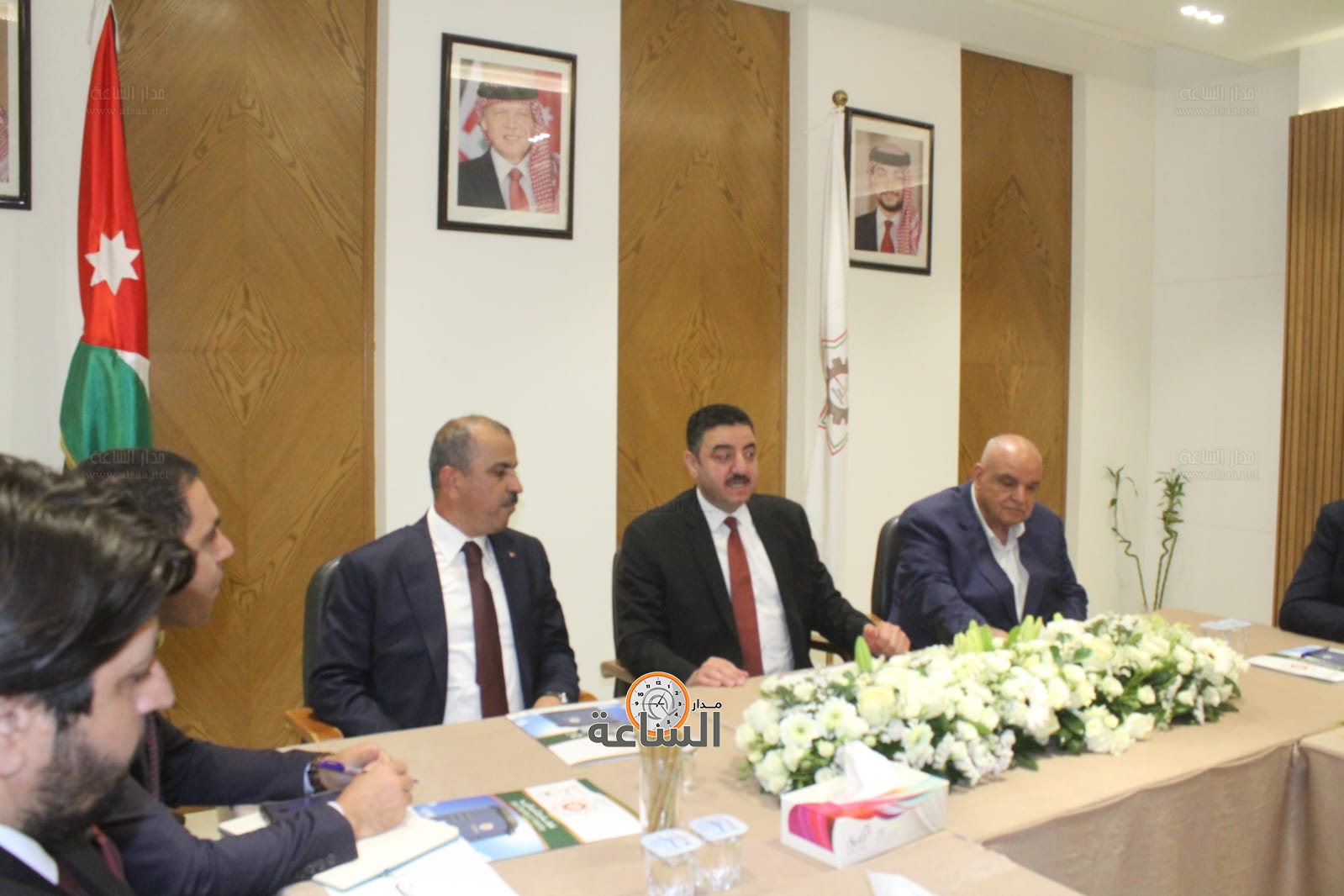 Madar Al-Saa Images 0.9143784533227771