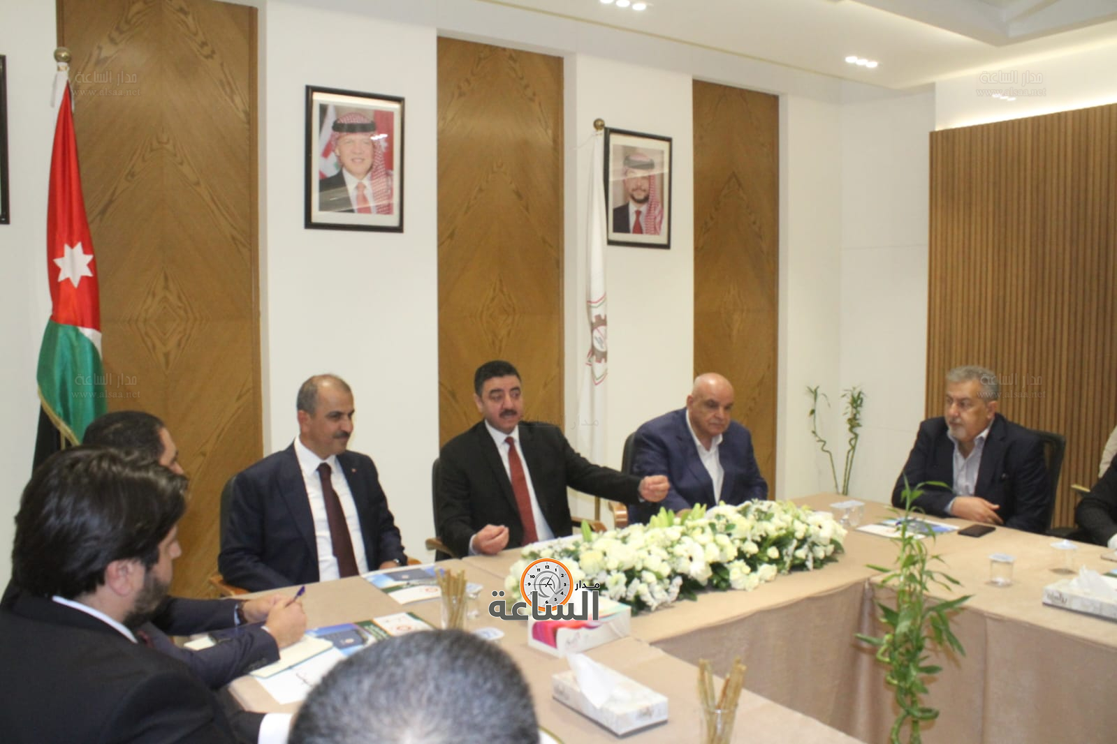 Madar Al-Saa Images 0.9996988456511414