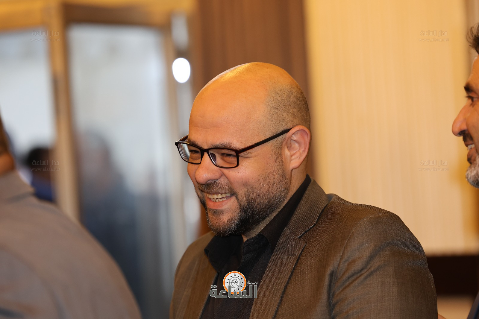 Madar Al-Saa Images 0.2661441683263309