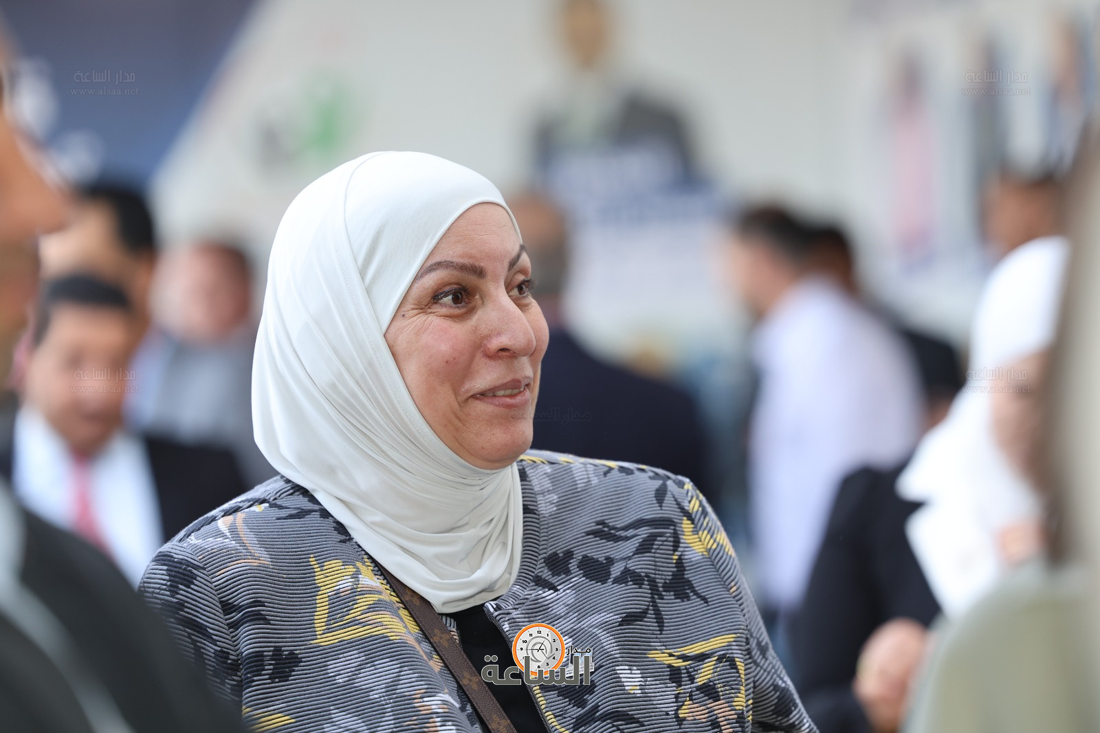 Madar Al-Saa Images 0.46696403261789854