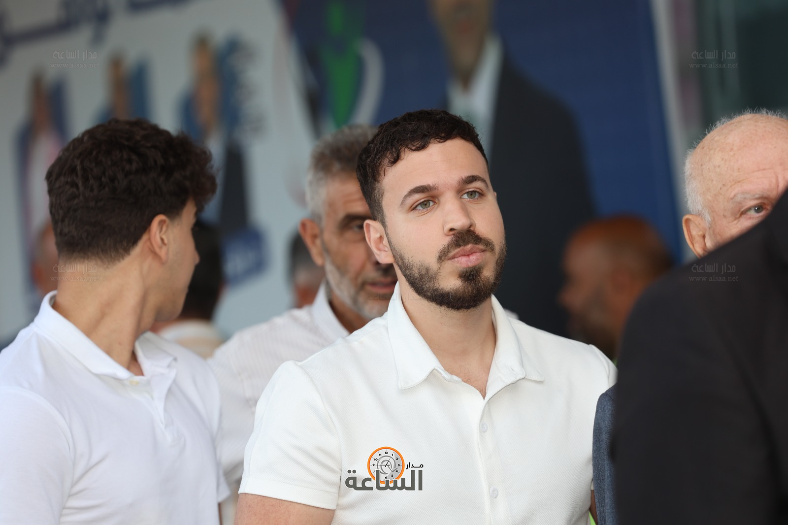 Madar Al-Saa Images 0.45777477052487336