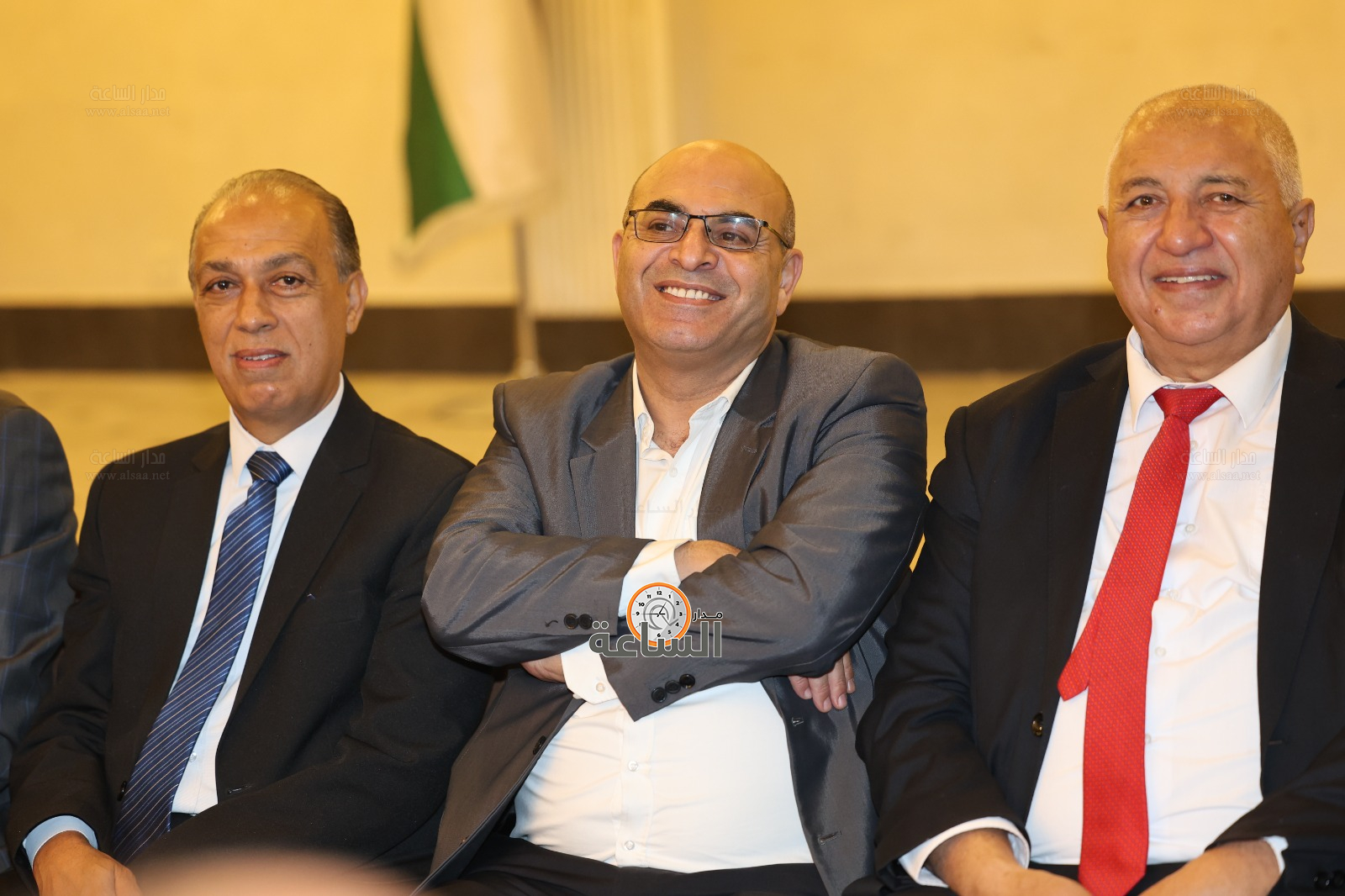 Madar Al-Saa Images 0.7472973085337007