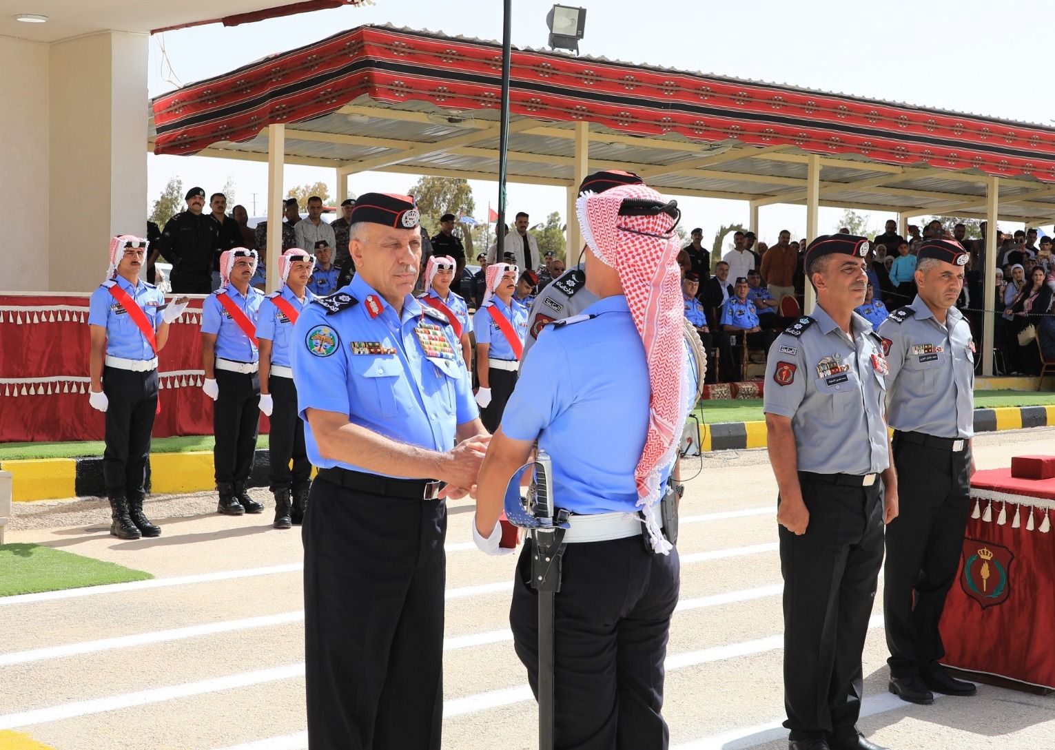 Madar Al-Saa Images 0.541321799386612