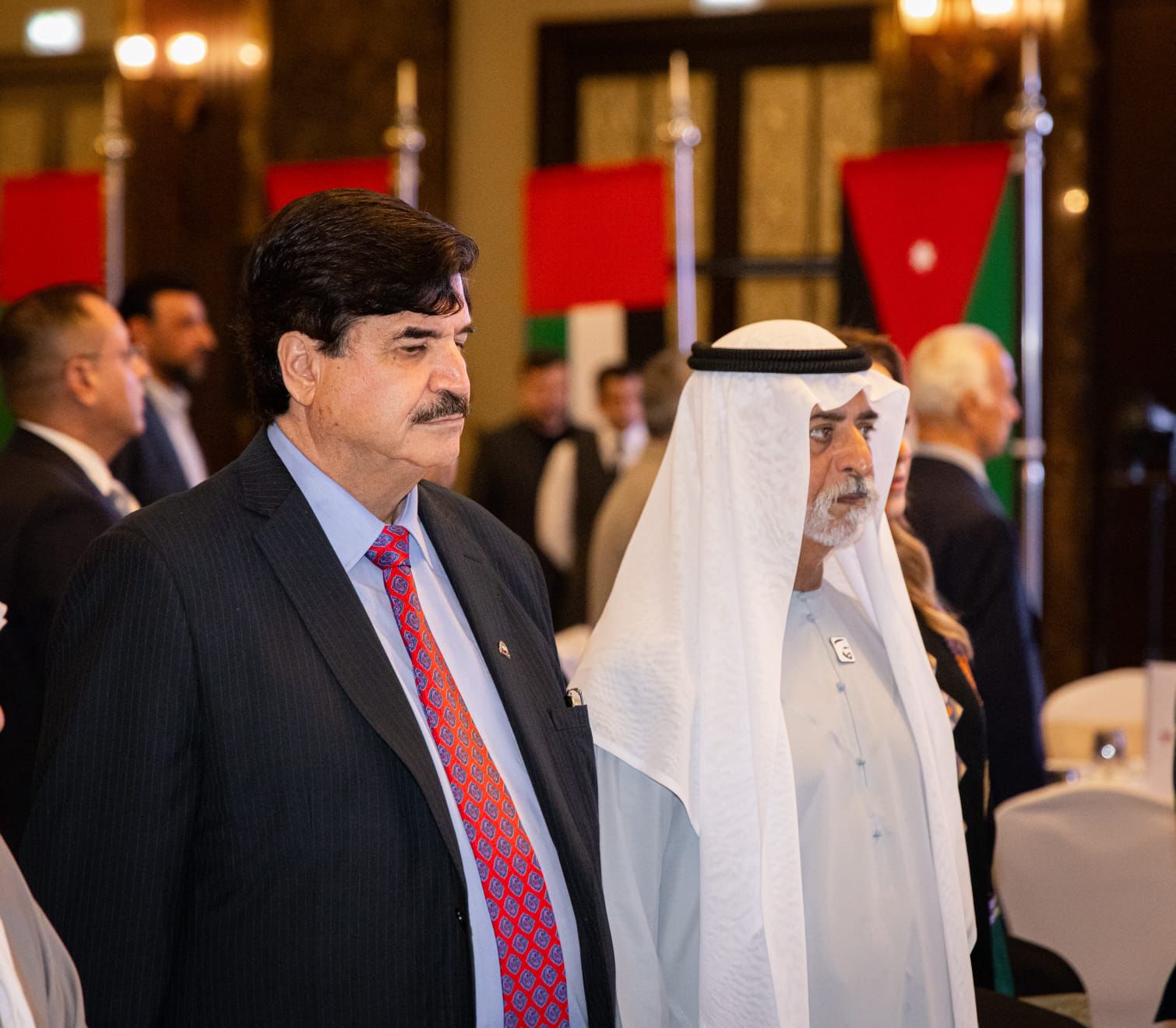 Madar Al-Saa Images 0.8588290444343986