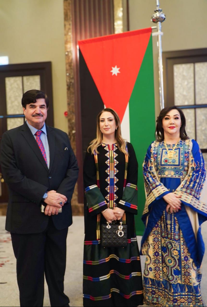 Madar Al-Saa Images 0.3124987408573626