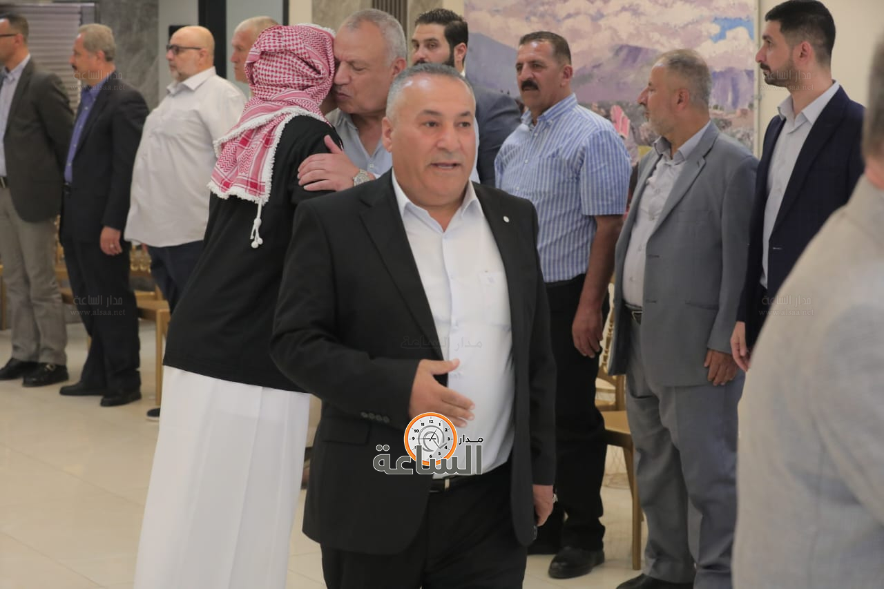 Madar Al-Saa Images 0.7905392389340722