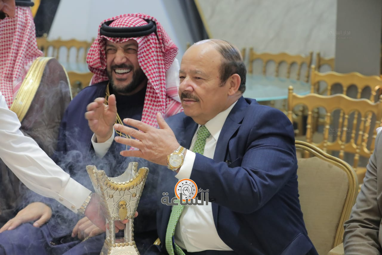 Madar Al-Saa Images 0.9522096432935071