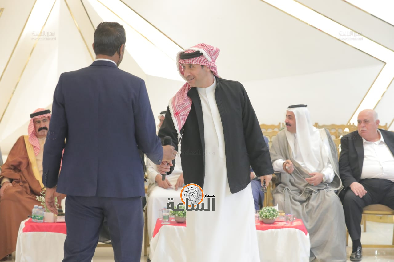 Madar Al-Saa Images 0.41304571294593784