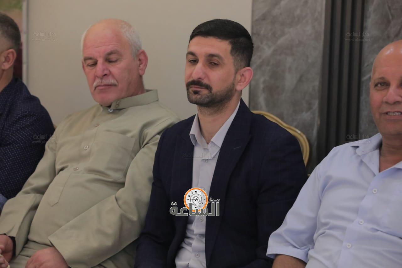 Madar Al-Saa Images 0.4872494110068186