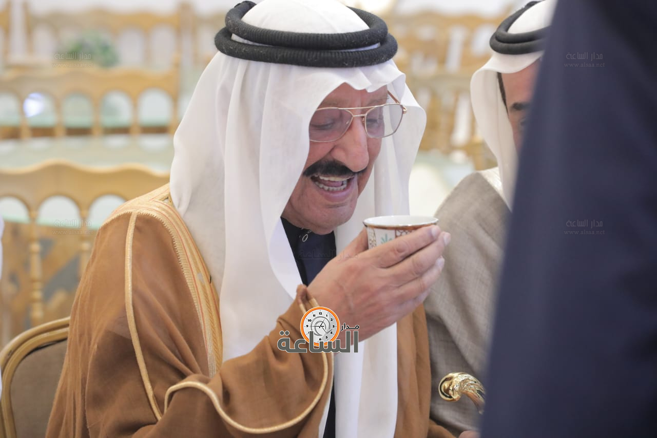 Madar Al-Saa Images 0.480916827392467