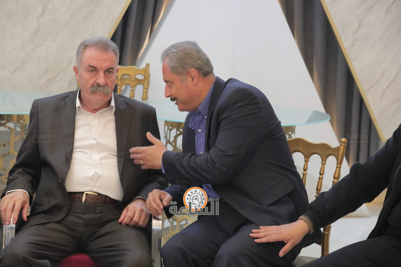 Madar Al-Saa Images 0.7363755322253076