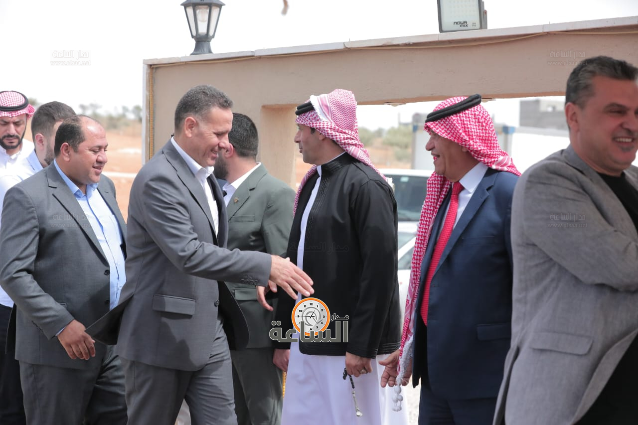 Madar Al-Saa Images 0.8018510223737257