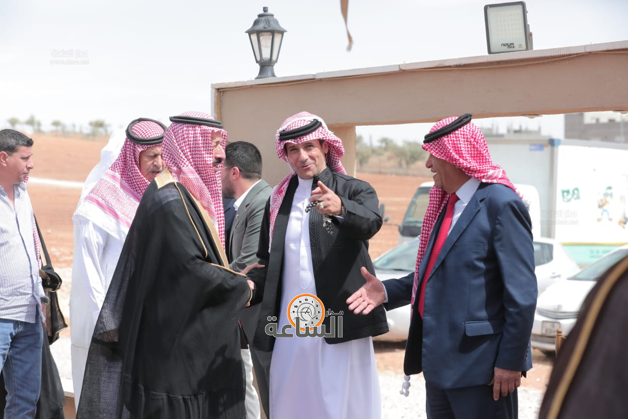 Madar Al-Saa Images 0.19159071396355687