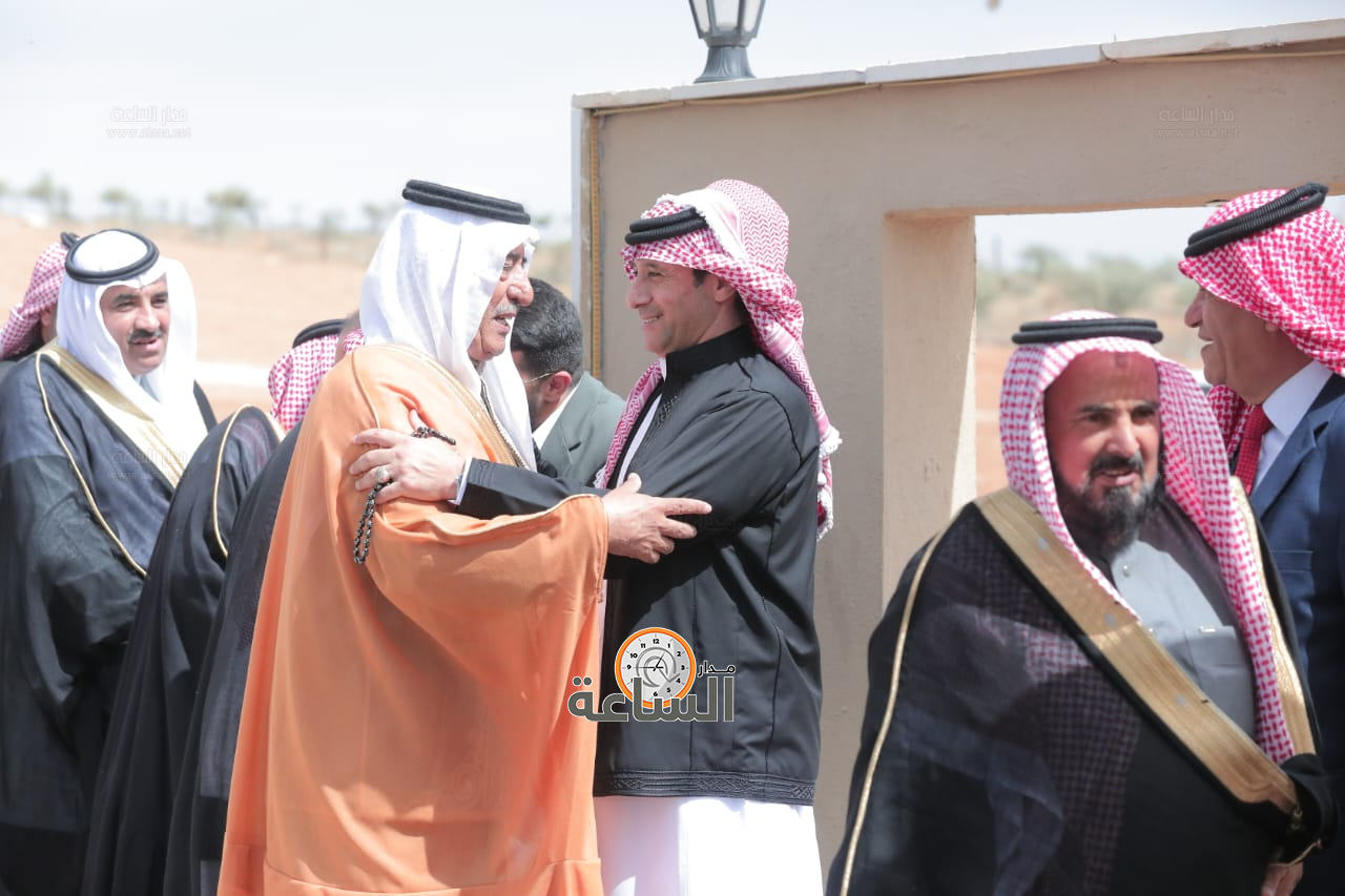 Madar Al-Saa Images 0.4858706364196055