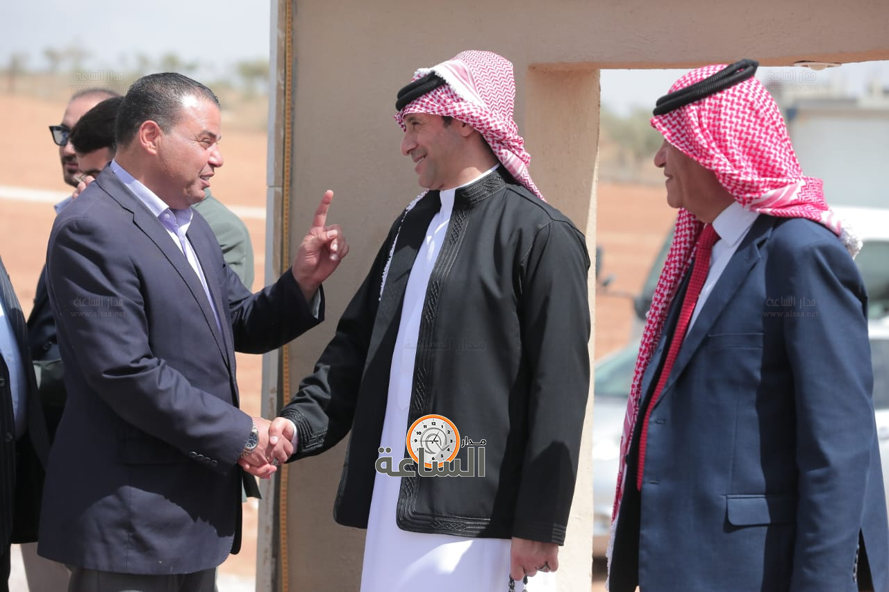 Madar Al-Saa Images 0.5981905860528907