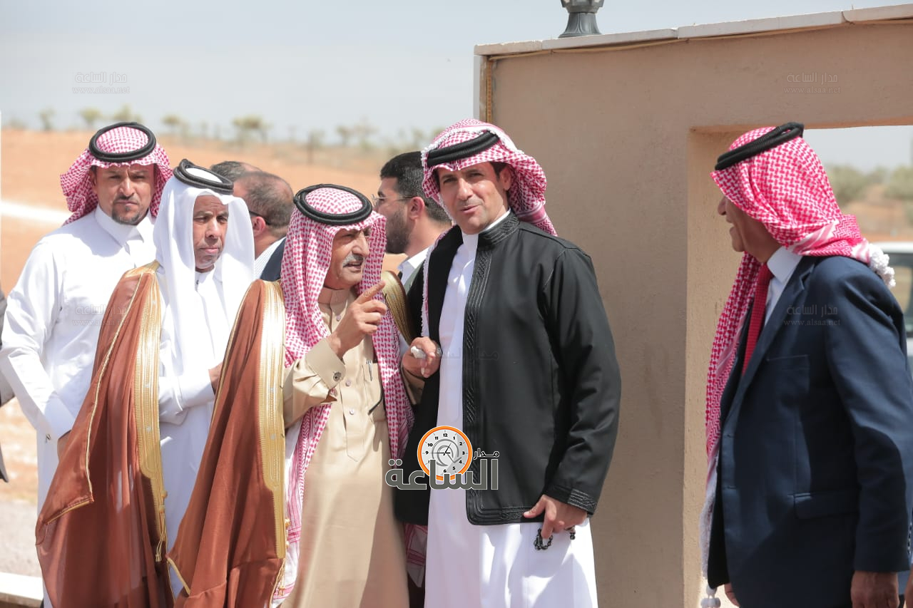 Madar Al-Saa Images 0.9849431798928717