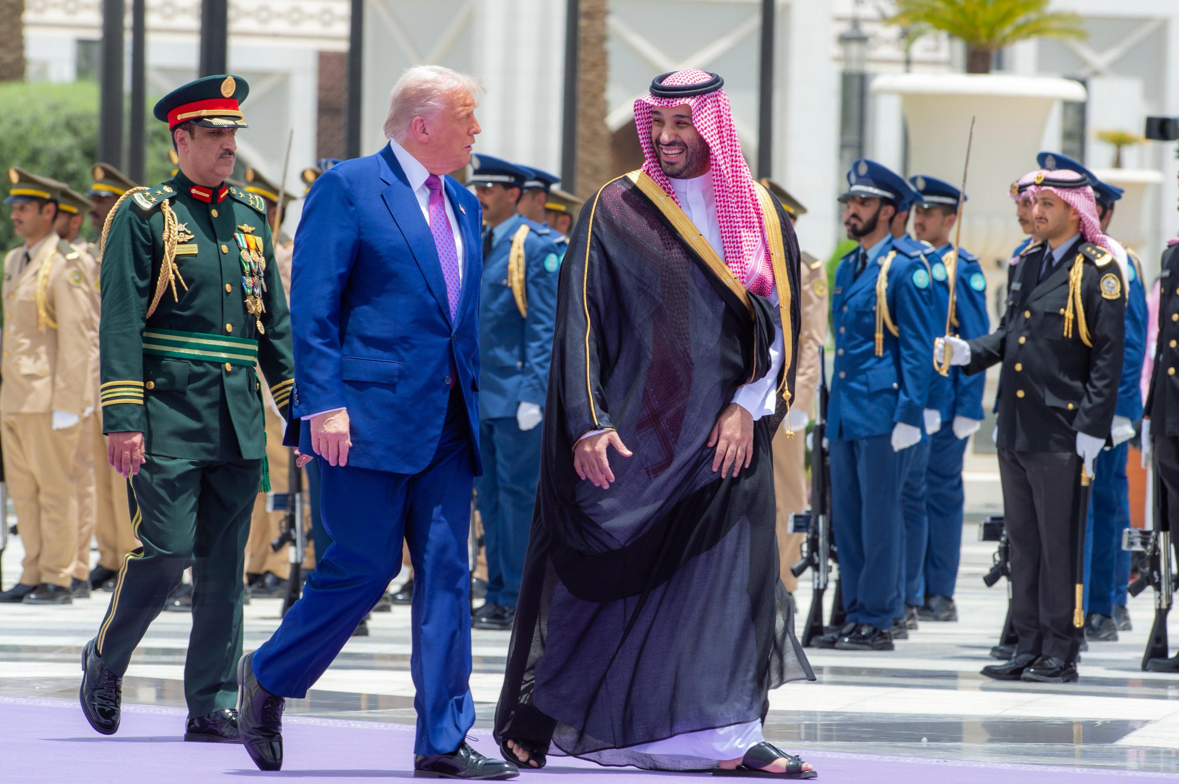 Madar Al-Saa Images 0.6130206526466664