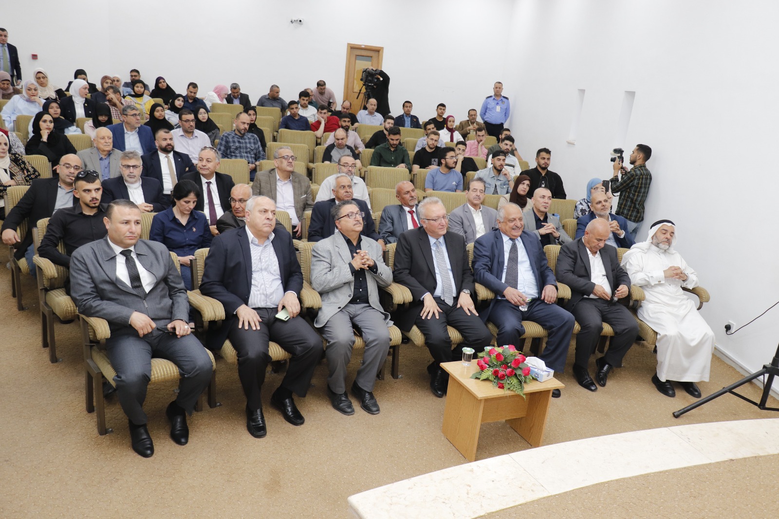 Madar Al-Saa Images 0.9607304073312508