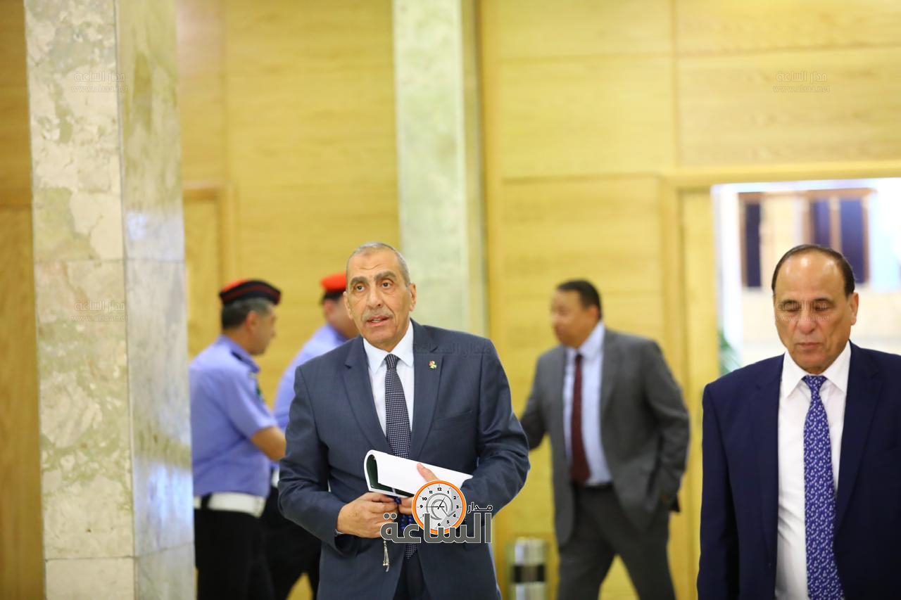 Madar Al-Saa Images 0.005187120431268233