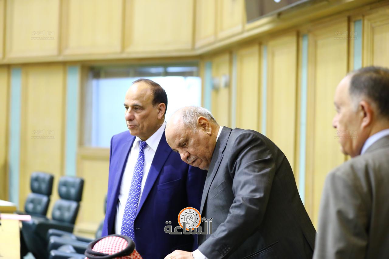 Madar Al-Saa Images 0.7027710656604207