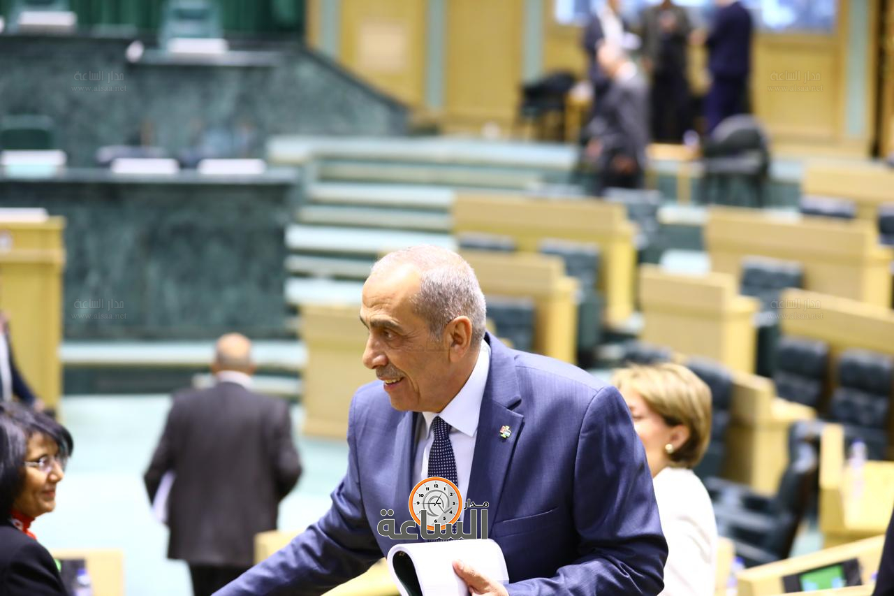 Madar Al-Saa Images 0.5537295637084123