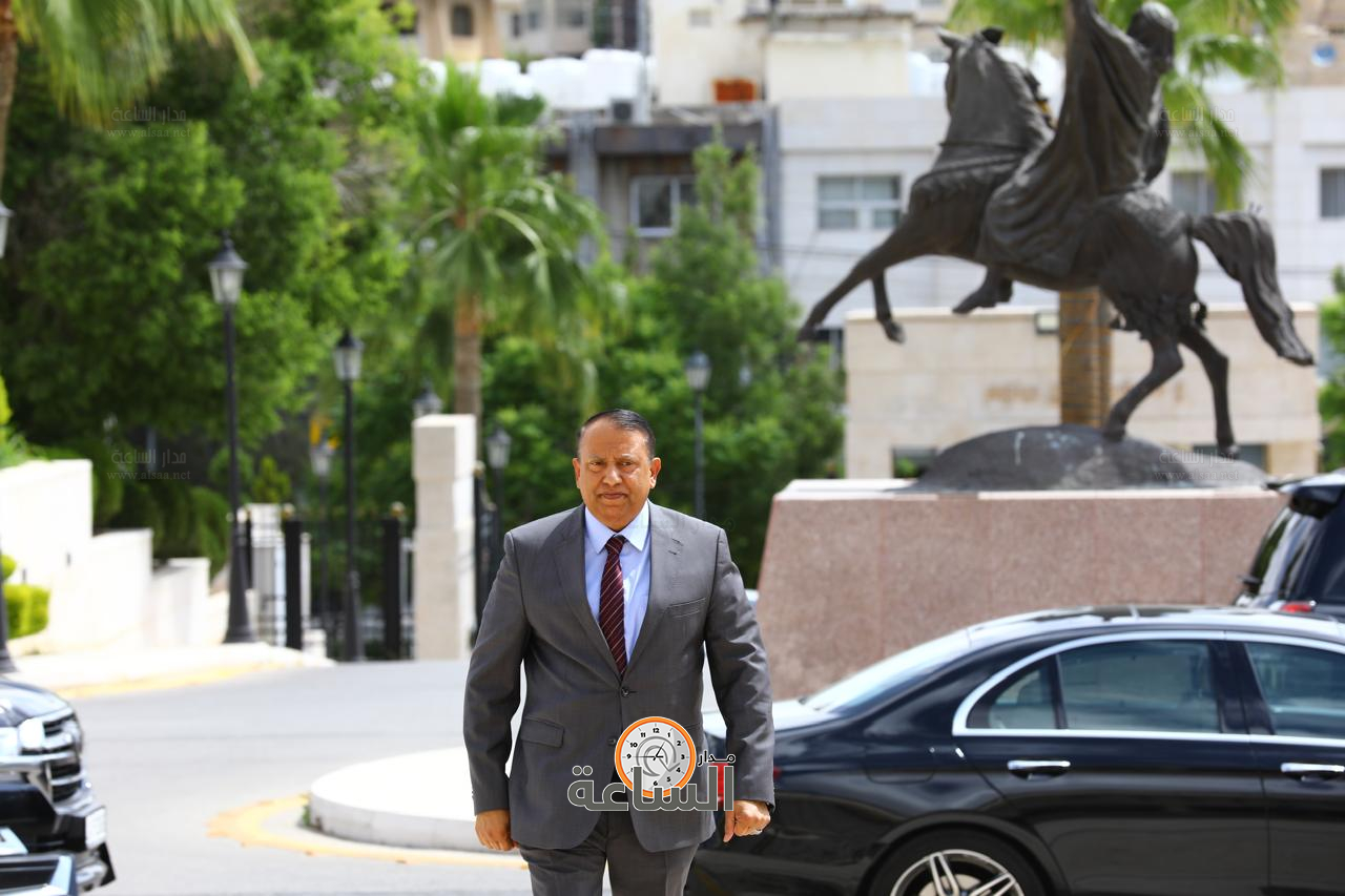 Madar Al-Saa Images 0.7513626419798538