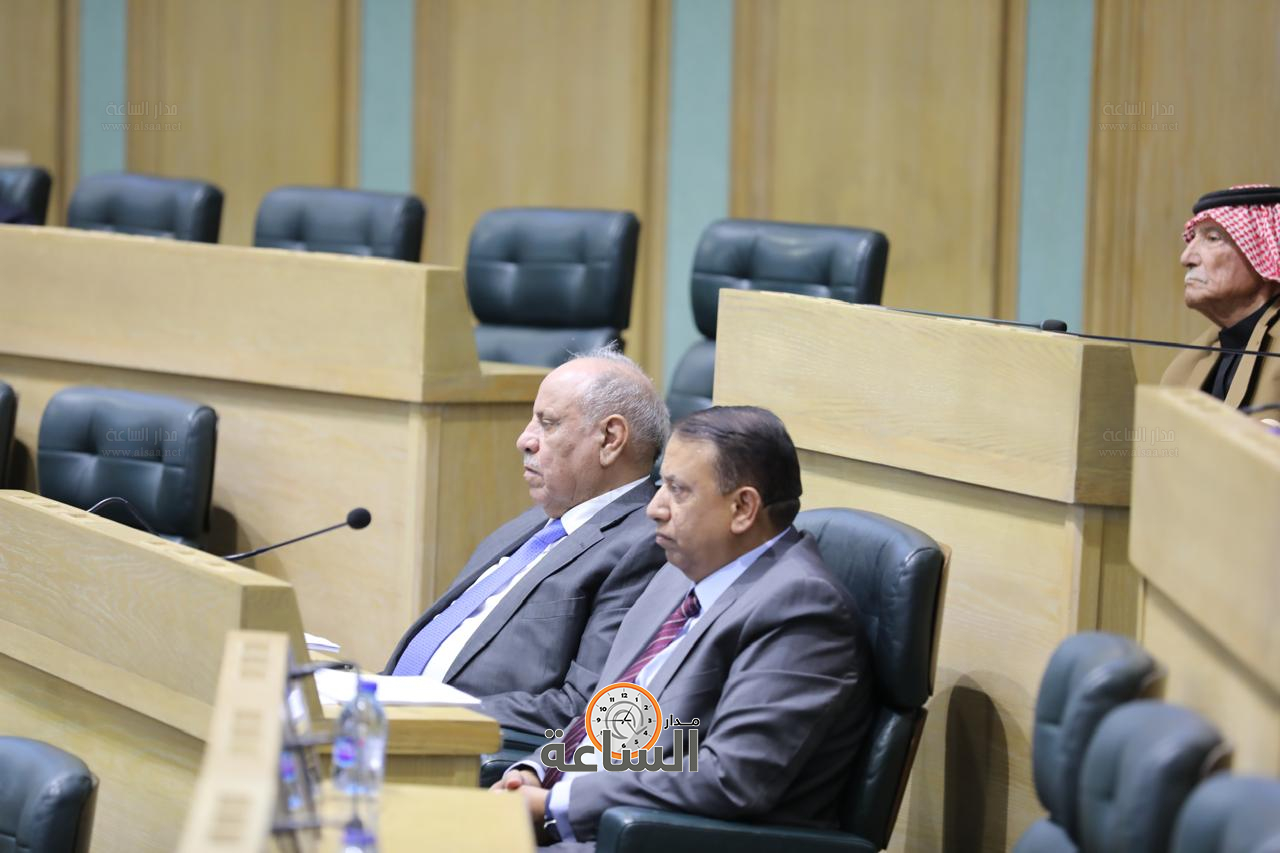 Madar Al-Saa Images 0.33437865942454803