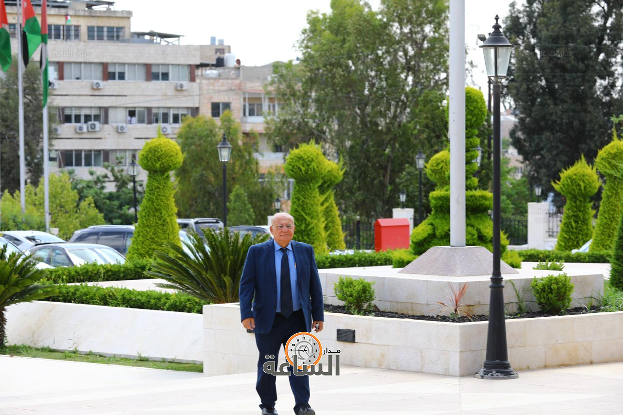 Madar Al-Saa Images 0.29247541869378935