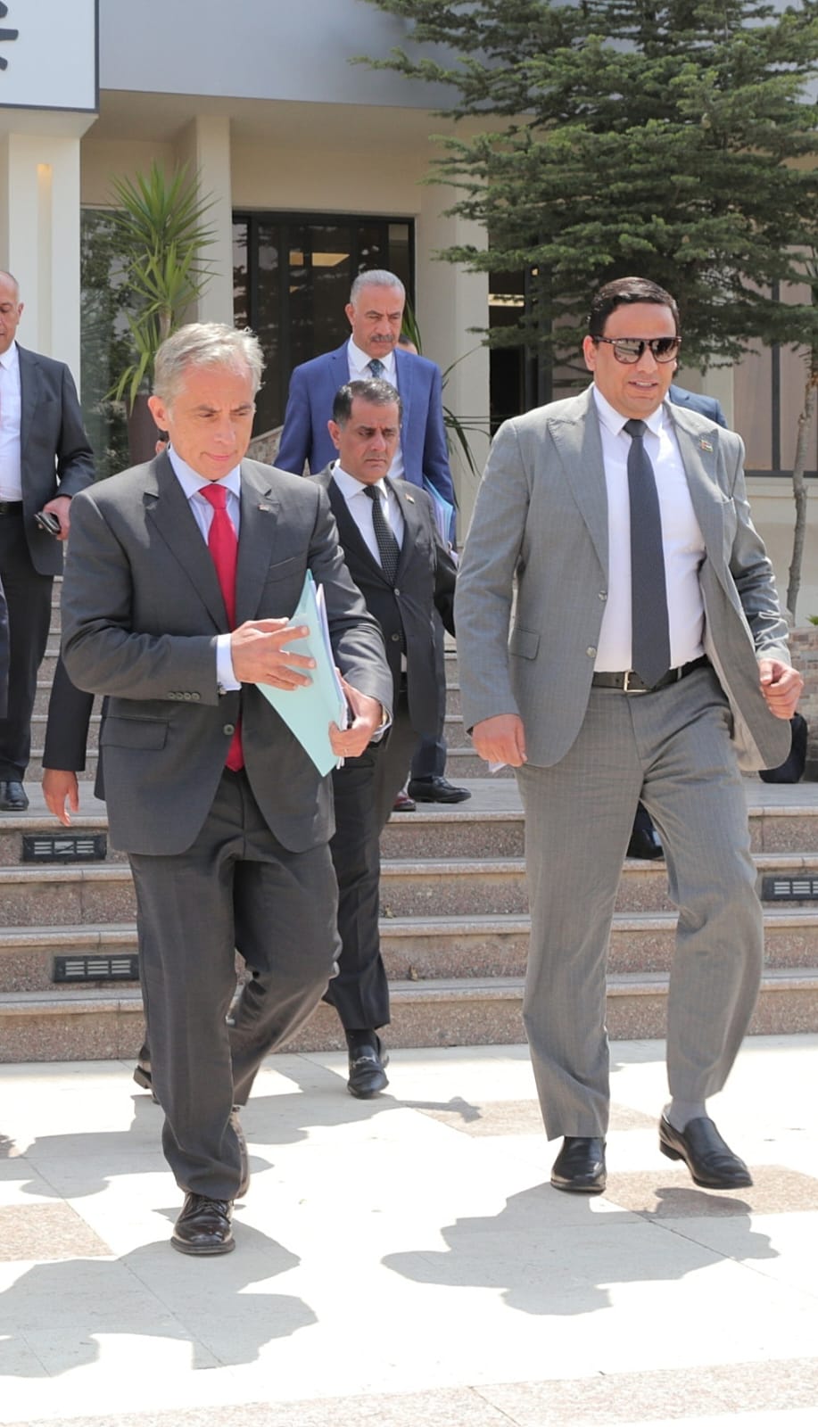 Madar Al-Saa Images 0.8589462537774988