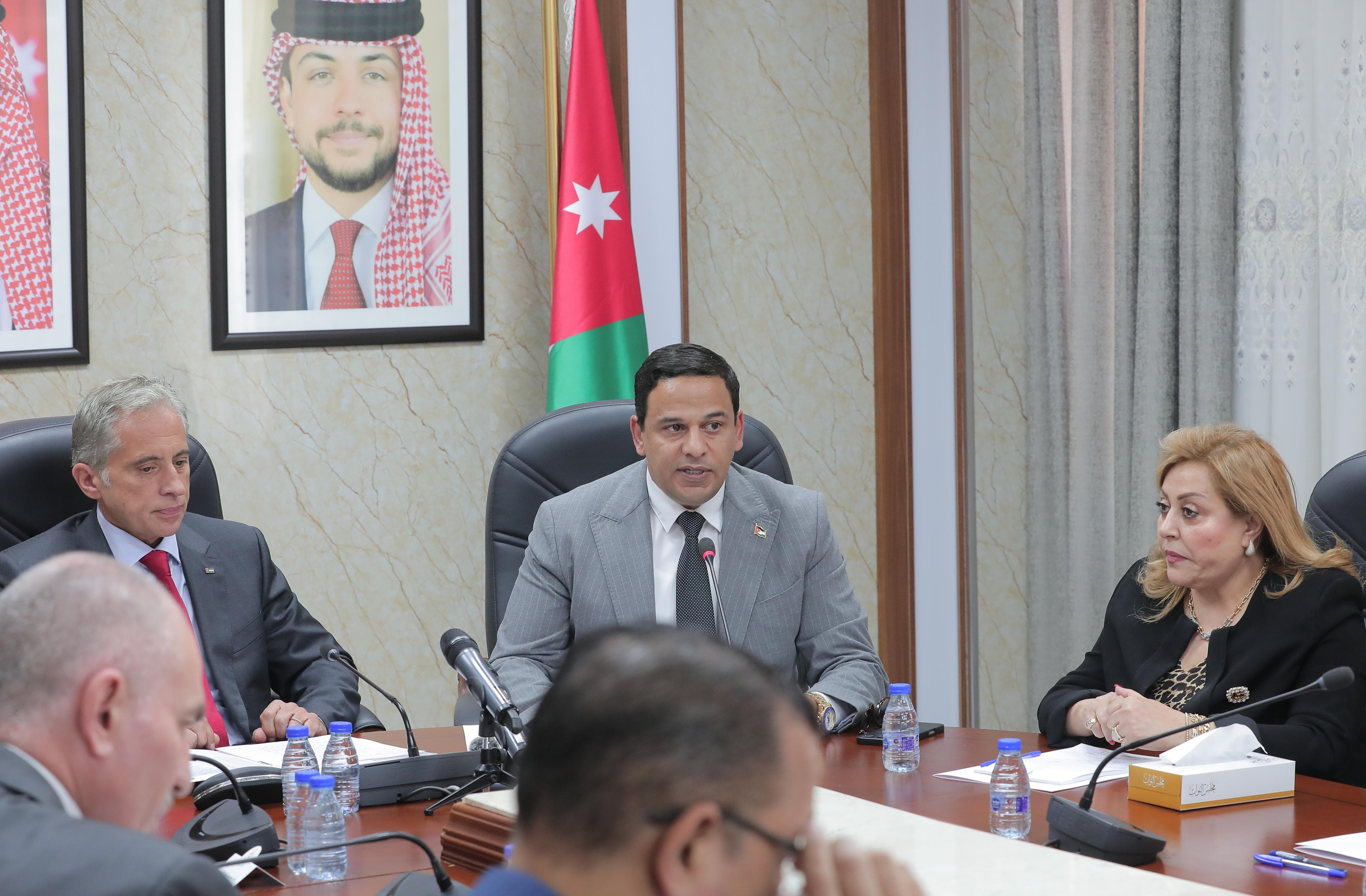 Madar Al-Saa Images 0.6800505422895706